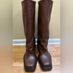 ZARA Block Heel Leather Gaiter Boots - Size 10 - Pre-owned (used once)